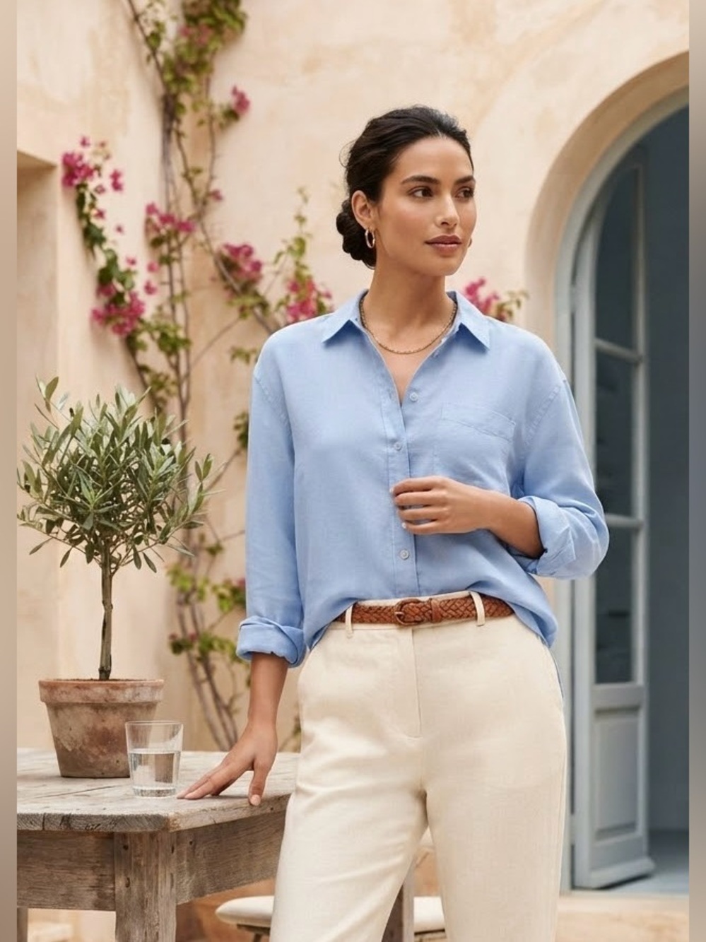 GAP Women’s Linen Blend Button-Down Shirt Size M Light Blue Long Sleeve